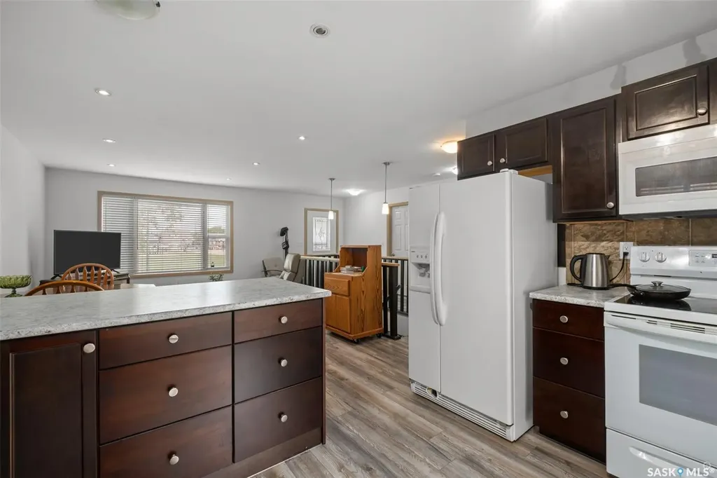 441 6th Street E Prince Albert SK S6V 0N3