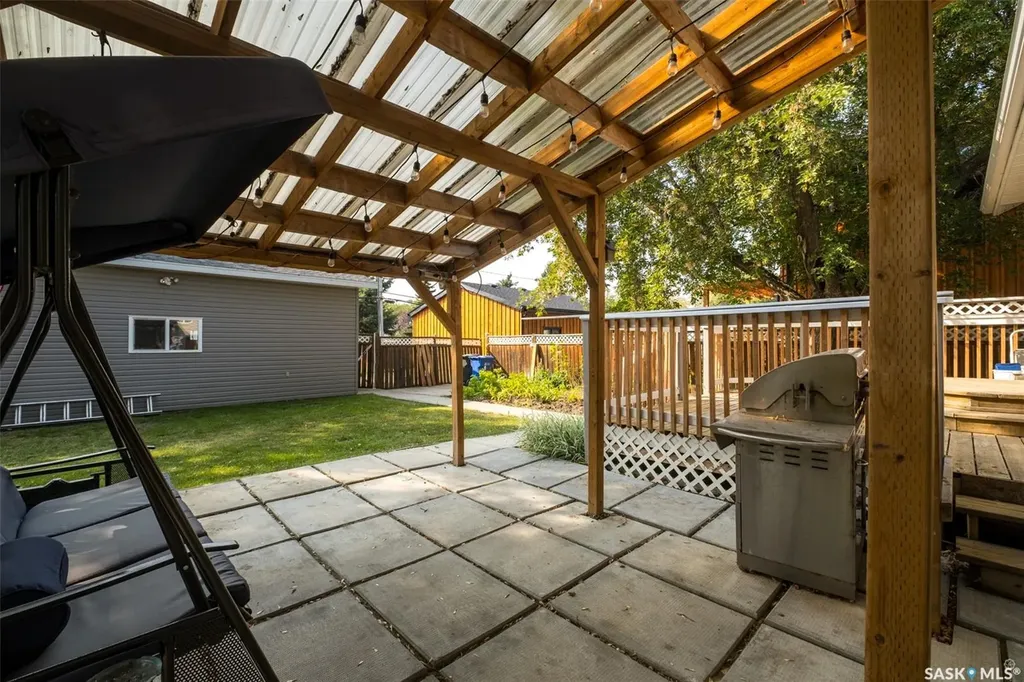 441 6th Street E Prince Albert SK S6V 0N3