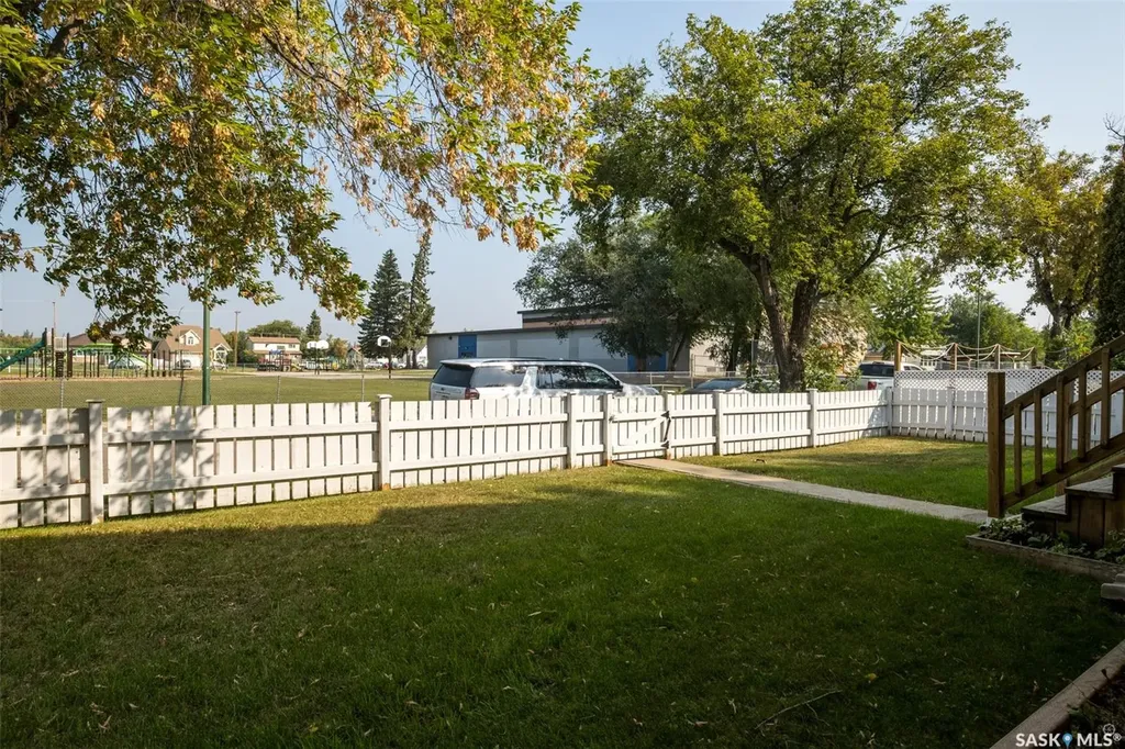441 6th Street E Prince Albert SK S6V 0N3
