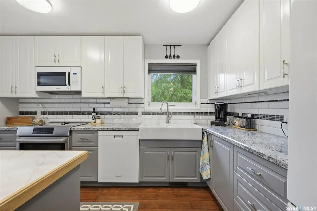 126 Candle Crescent Saskatoon SK S7K 5A2