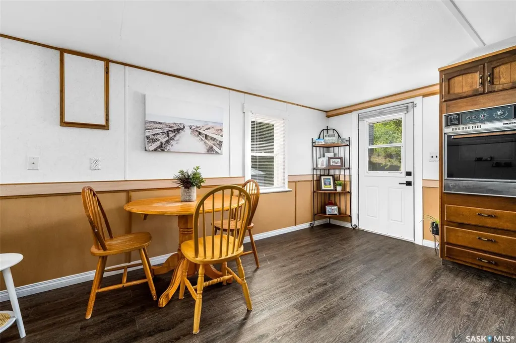 301 Pine Tree Road Marquis Rm No. 191 SK S0H 2X0