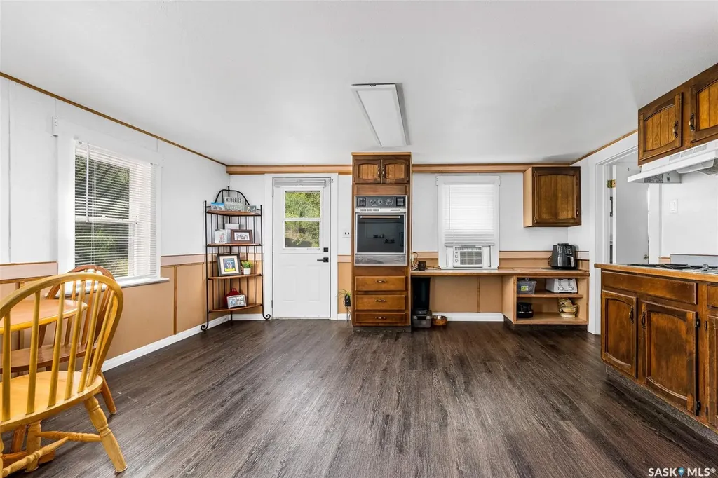 301 Pine Tree Road Marquis Rm No. 191 SK S0H 2X0