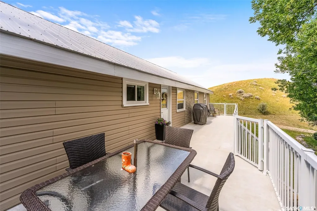 301 Pine Tree Road Marquis Rm No. 191 SK S0H 2X0