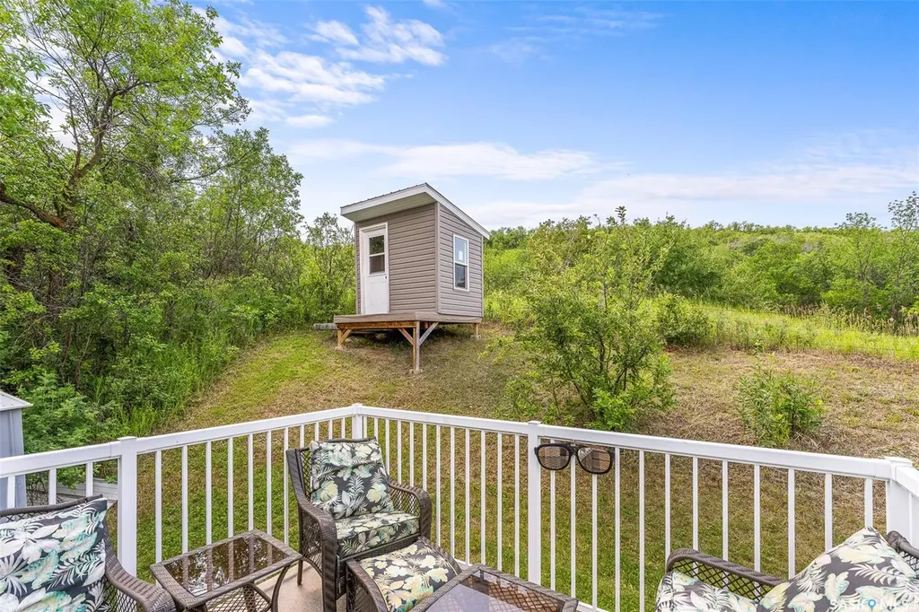 301 Pine Tree Road Marquis Rm No. 191 SK S0H 2X0