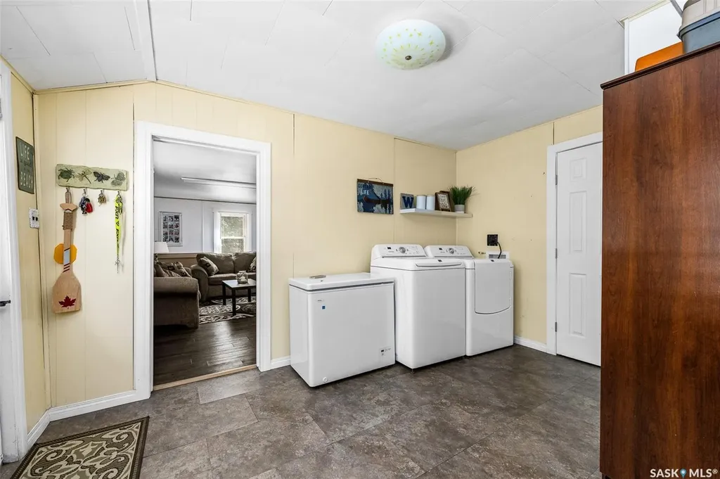 301 Pine Tree Road Marquis Rm No. 191 SK S0H 2X0
