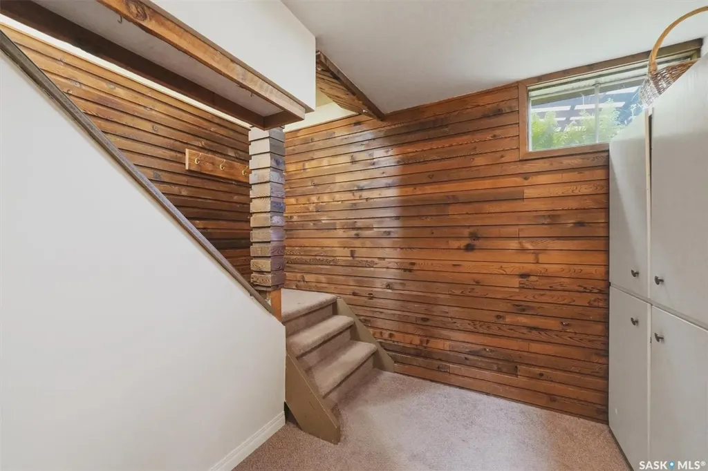 2705 37th Street W Saskatoon SK S7L 4E9