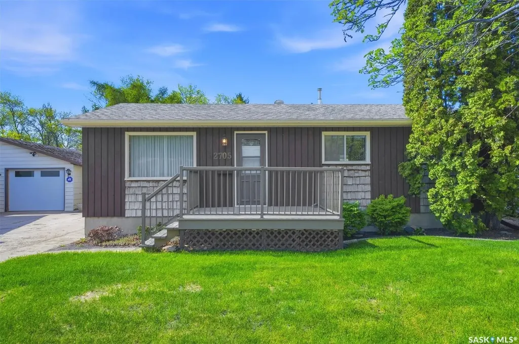 2705 37th Street W Saskatoon SK S7L 4E9