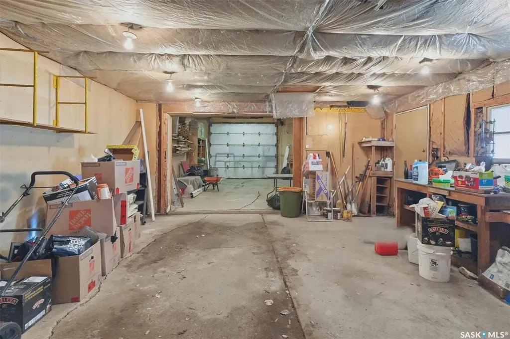 2705 37th Street W Saskatoon SK S7L 4E9