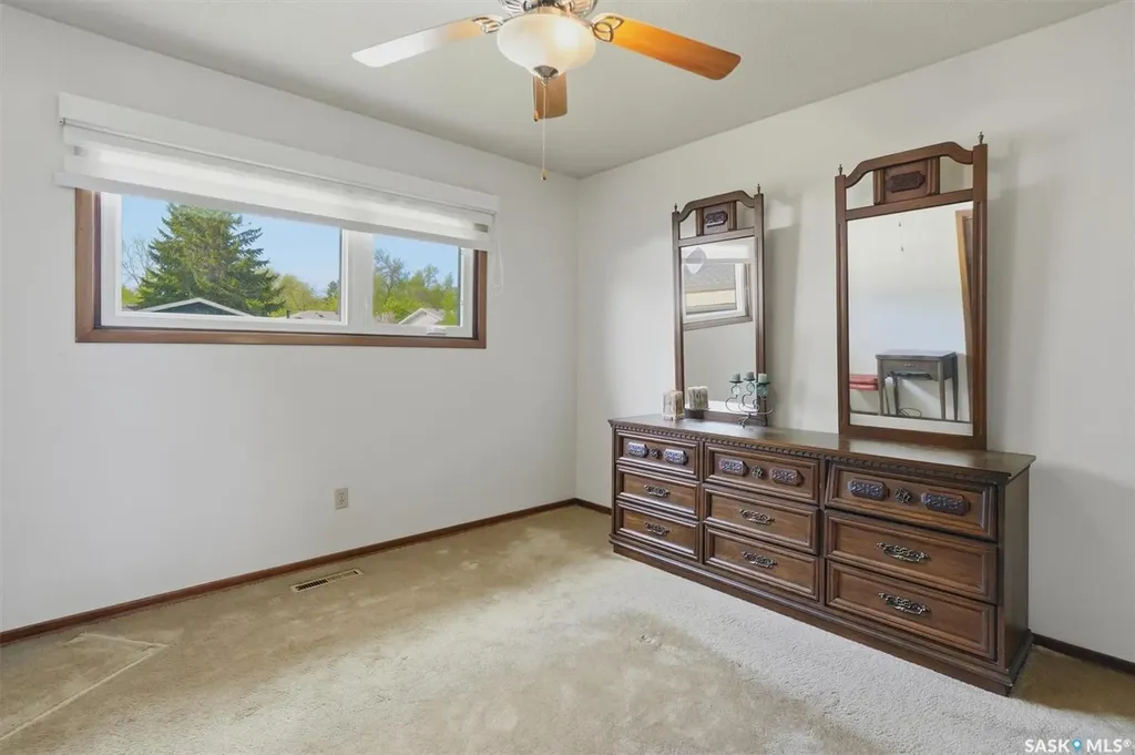 2705 37th Street W Saskatoon SK S7L 4E9