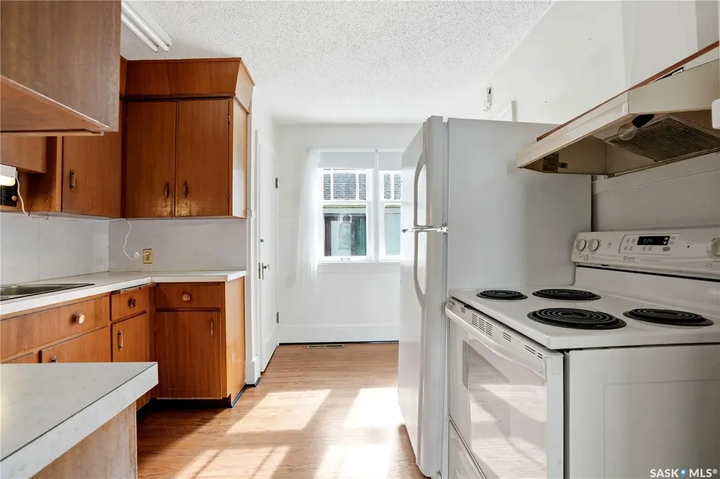 525 5th Street E Saskatoon SK S7H 1G2