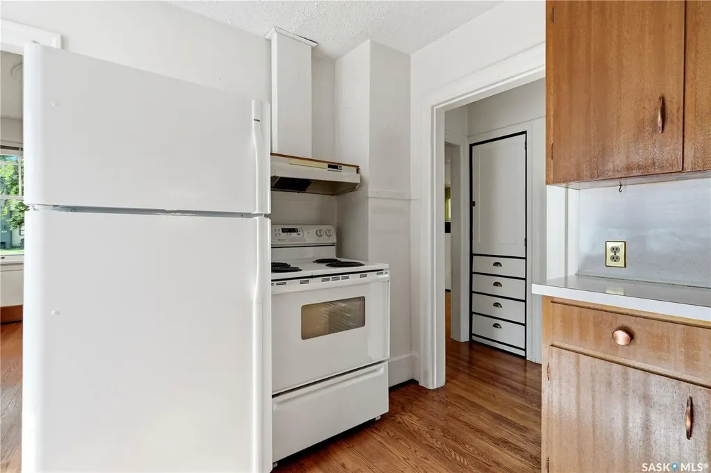 525 5th Street E Saskatoon SK S7H 1G2