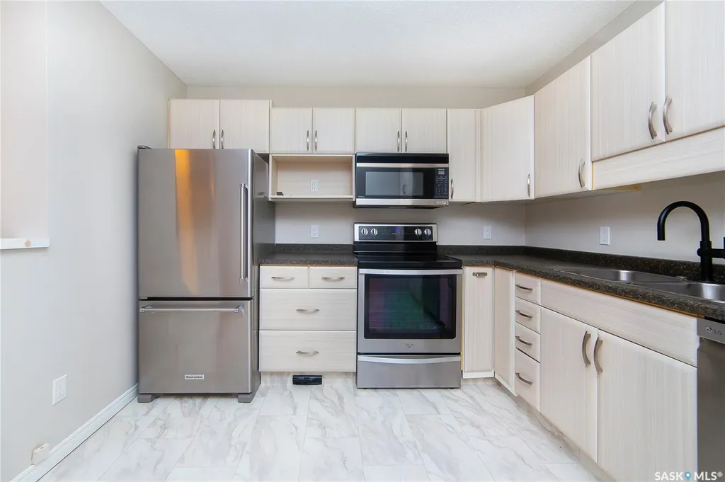 3415 Calder Crescent Saskatoon SK S7J 4Z9
