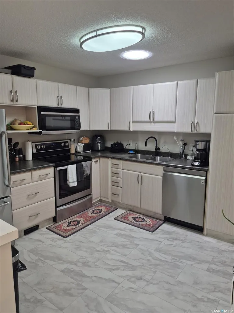 3415 Calder Crescent Saskatoon SK S7J 4Z9