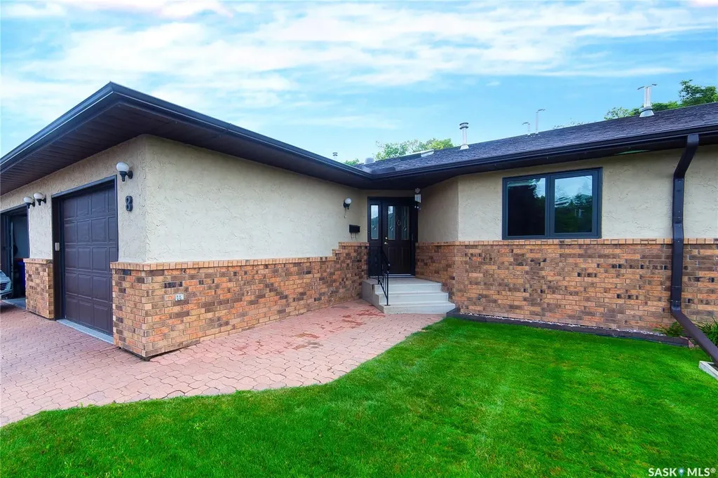 3415 Calder Crescent Saskatoon SK S7J 4Z9