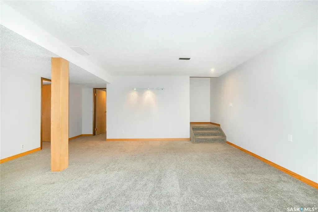 3415 Calder Crescent Saskatoon SK S7J 4Z9
