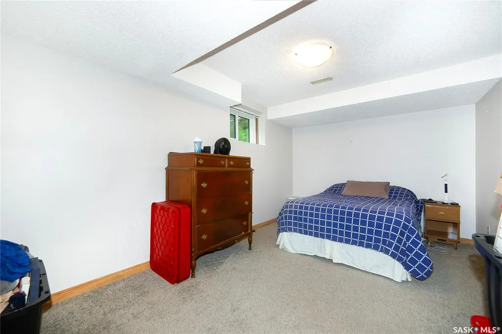 3415 Calder Crescent Saskatoon SK S7J 4Z9