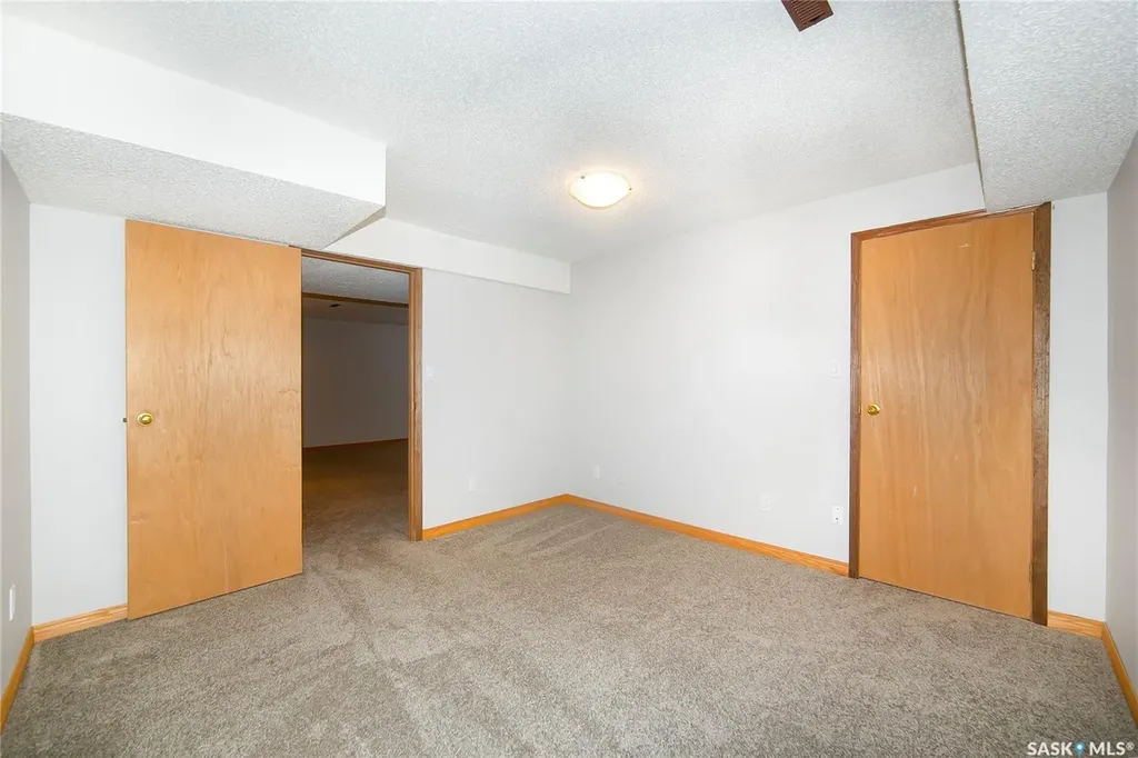 3415 Calder Crescent Saskatoon SK S7J 4Z9