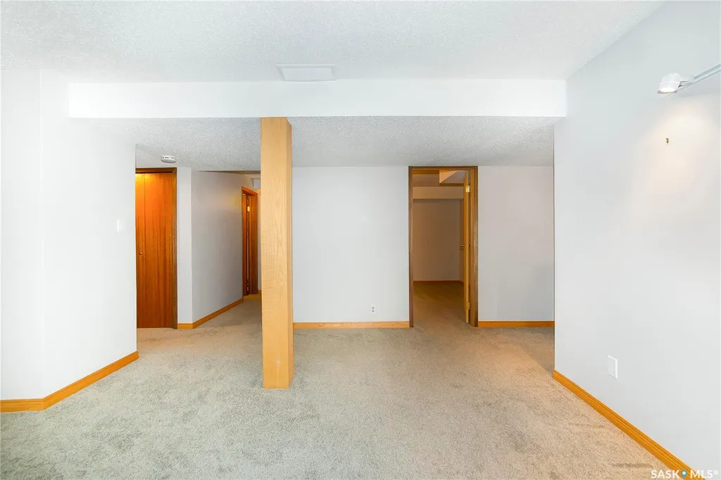 3415 Calder Crescent Saskatoon SK S7J 4Z9