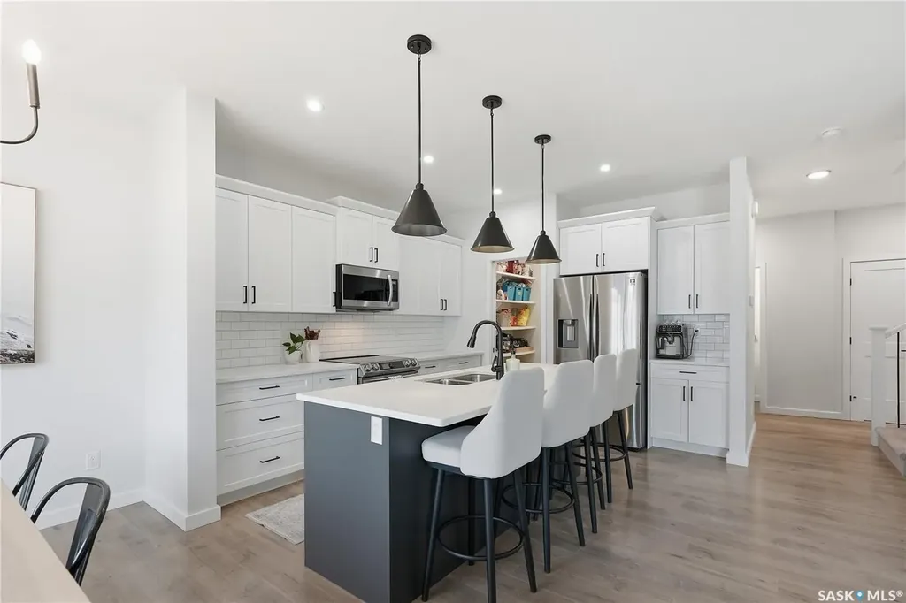 160 Thakur Street Saskatoon SK S7W 1C4