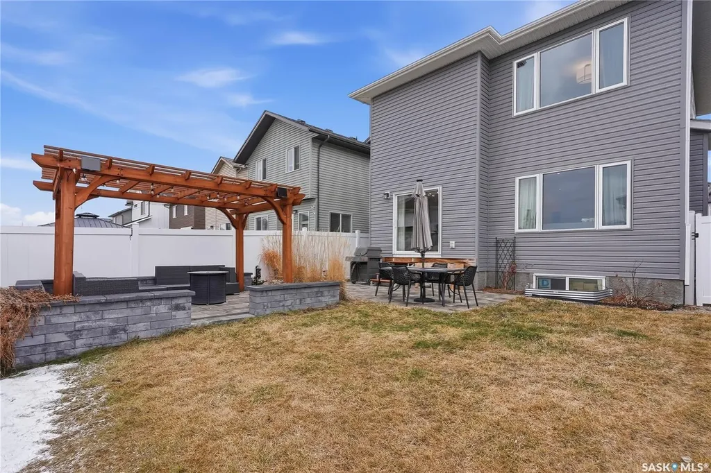 160 Thakur Street Saskatoon SK S7W 1C4