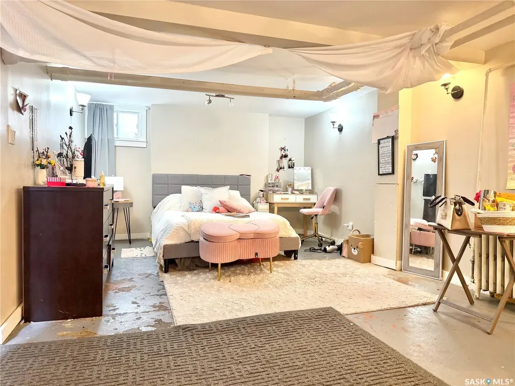 1372 98th Street North Battleford SK S9A 0M2