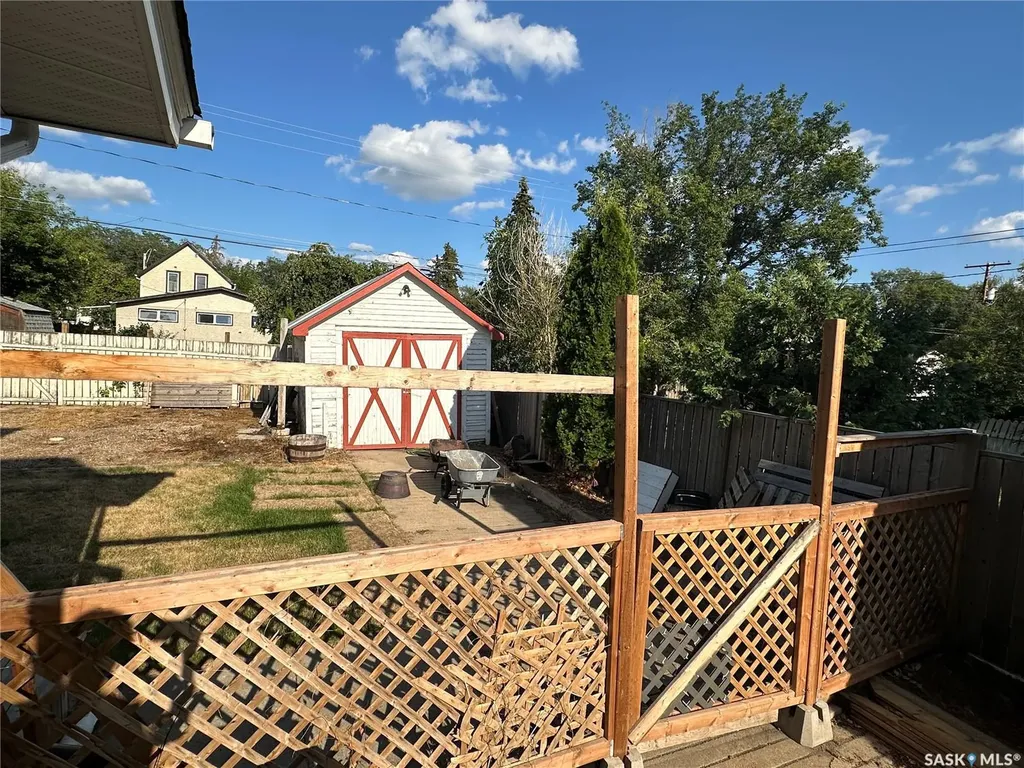 1372 98th Street North Battleford SK S9A 0M2