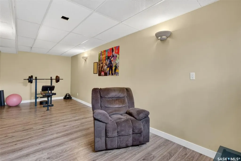 2330 Central Avenue Prince Albert SK S6V 4X5