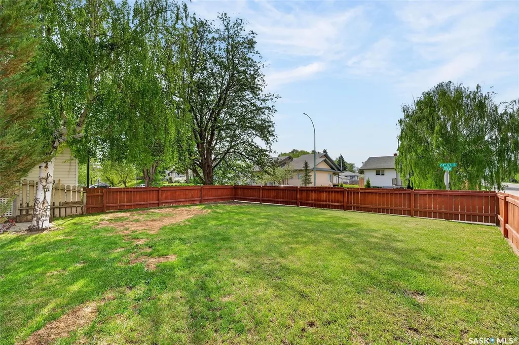 2330 Central Avenue Prince Albert SK S6V 4X5