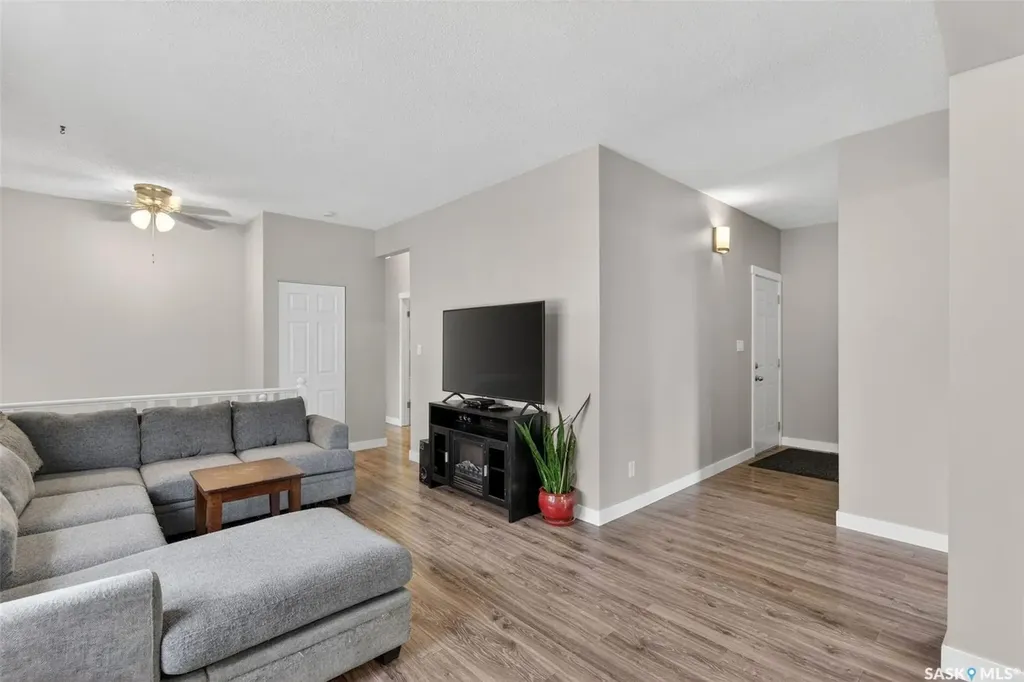 2330 Central Avenue Prince Albert SK S6V 4X5