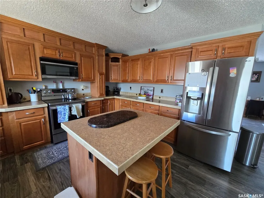 94 Prairie Sun Court Swift Current SK S9H 3X6