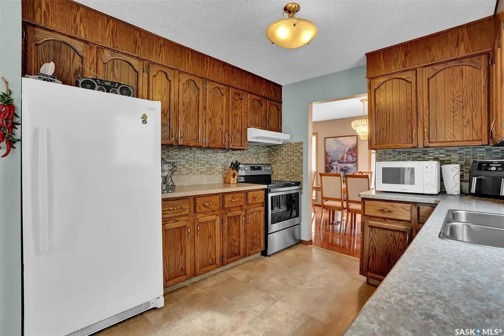 15 Dalhousie Way Regina SK S4V 0A1