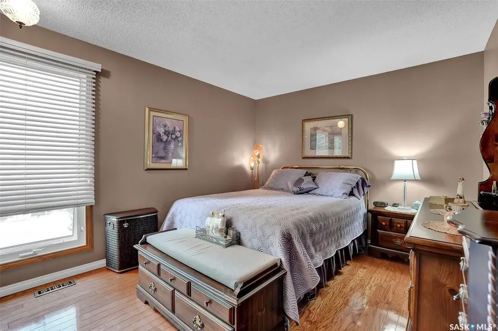 15 Dalhousie Way Regina SK S4V 0A1