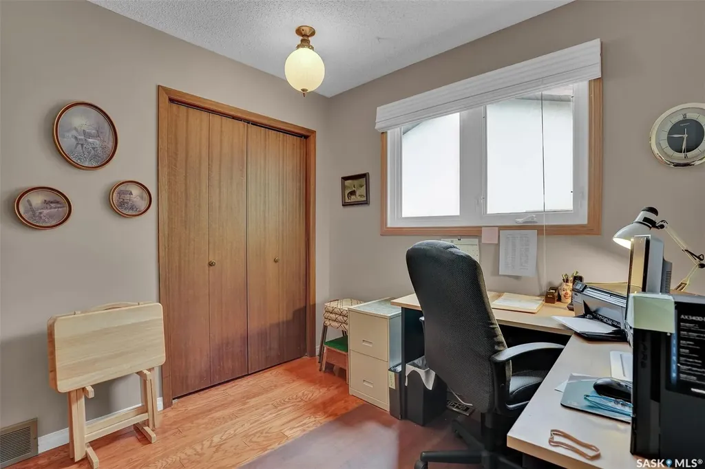 15 Dalhousie Way Regina SK S4V 0A1