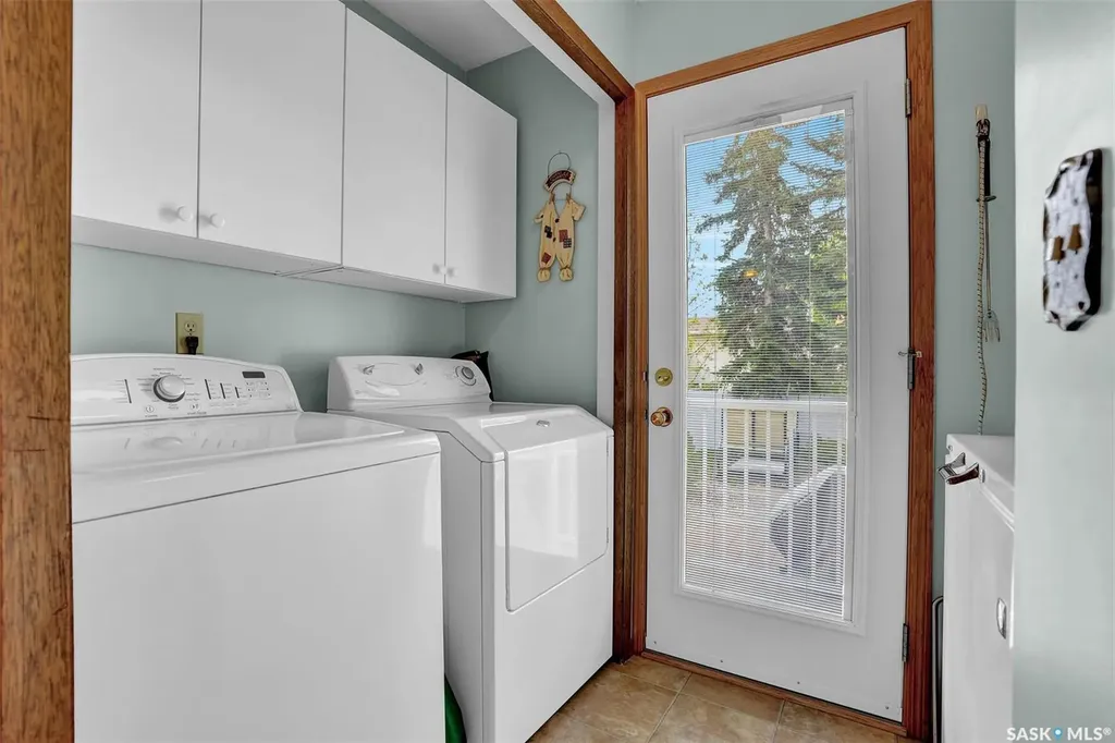 15 Dalhousie Way Regina SK S4V 0A1