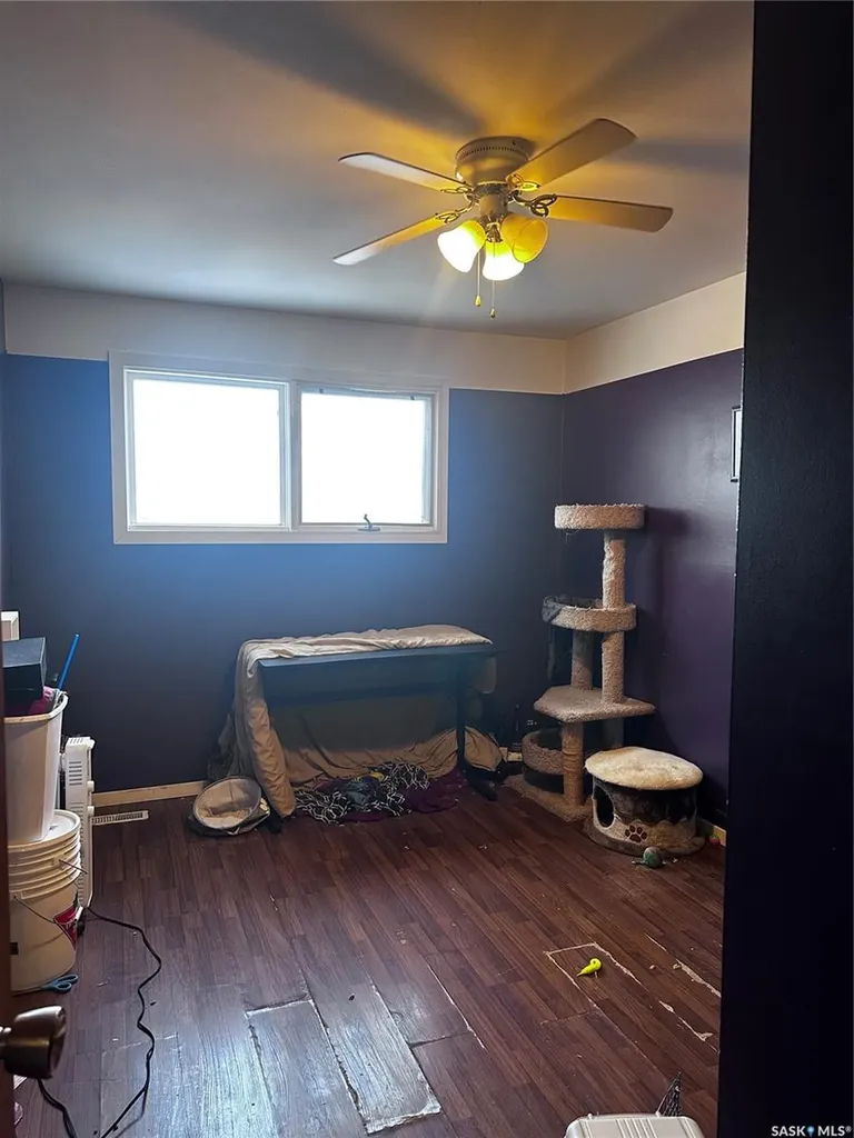 333 5th Avenue SE Weyburn SK S4H 1Y4
