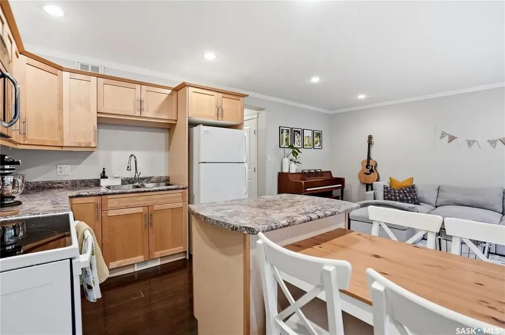 5005 Central Avenue Waldheim SK S0K 4R0