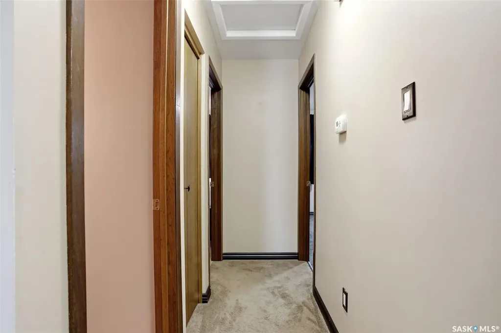 7122 Lawrence Drive Regina SK S4X 3X6