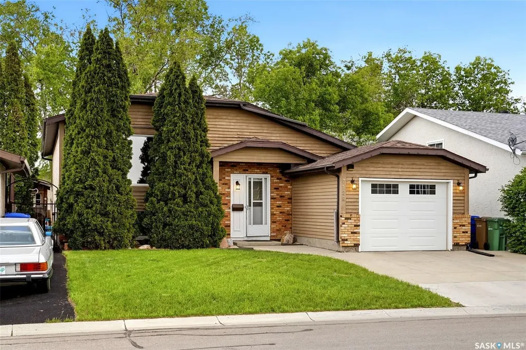 7122 Lawrence Drive Regina SK S4X 3X6