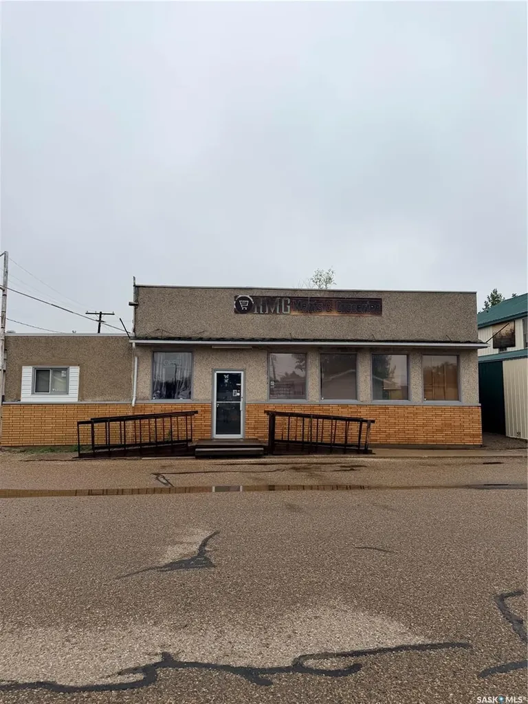 406 Martin Street Burstall SK S0N 0H0