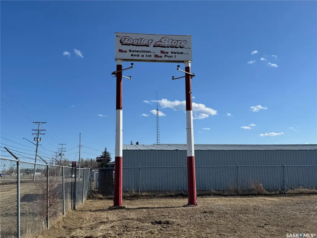 318 Husky Avenue Air Ronge SK S0J 3G0