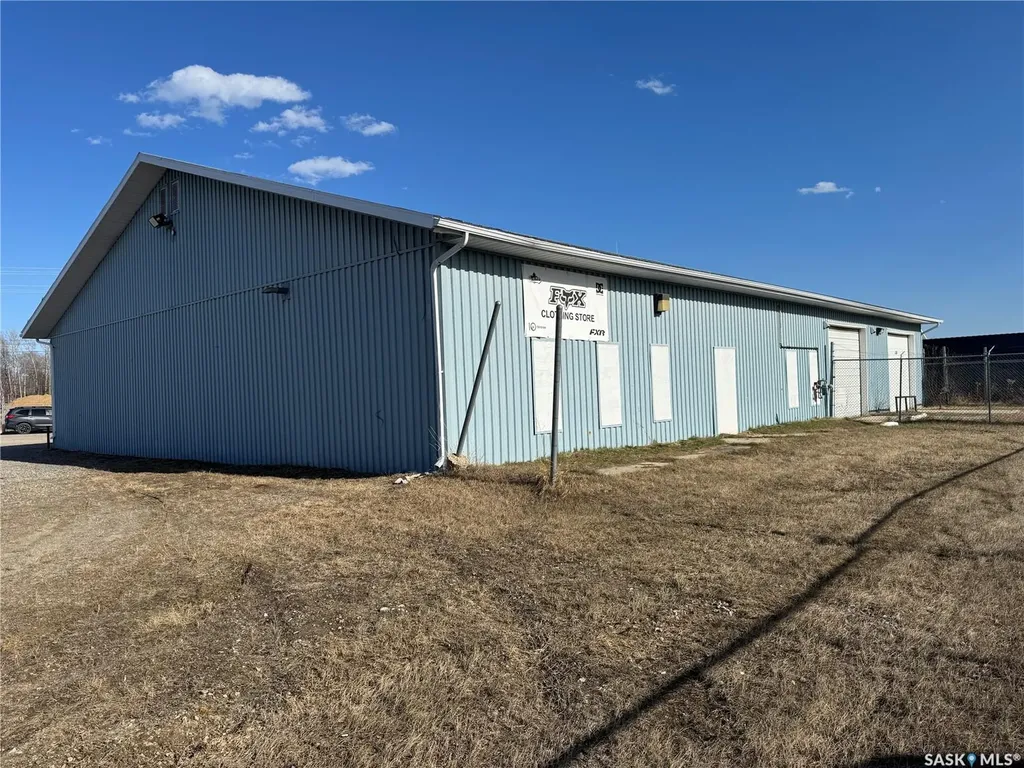 318 Husky Avenue Air Ronge SK S0J 3G0