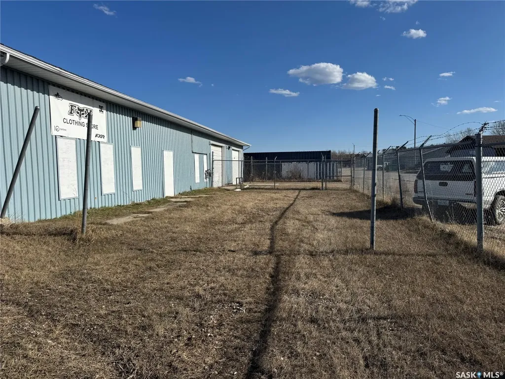 318 Husky Avenue Air Ronge SK S0J 3G0