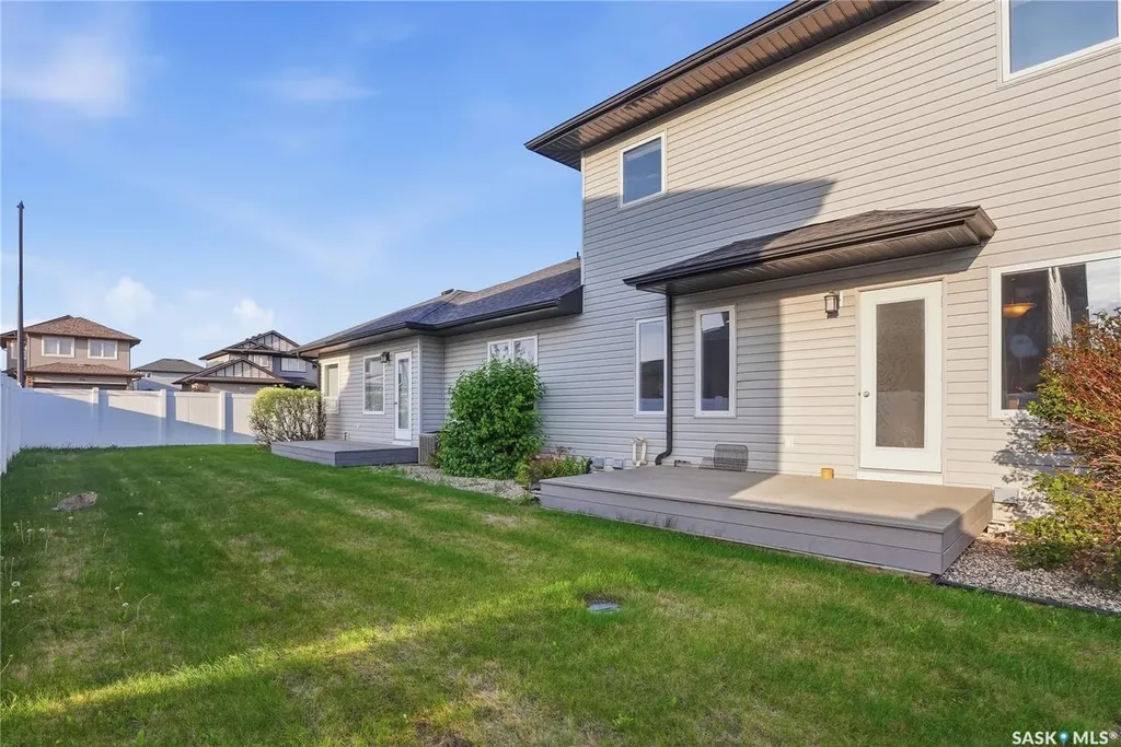 547 East Hampton Boulevard Saskatoon SK S7R 0B1