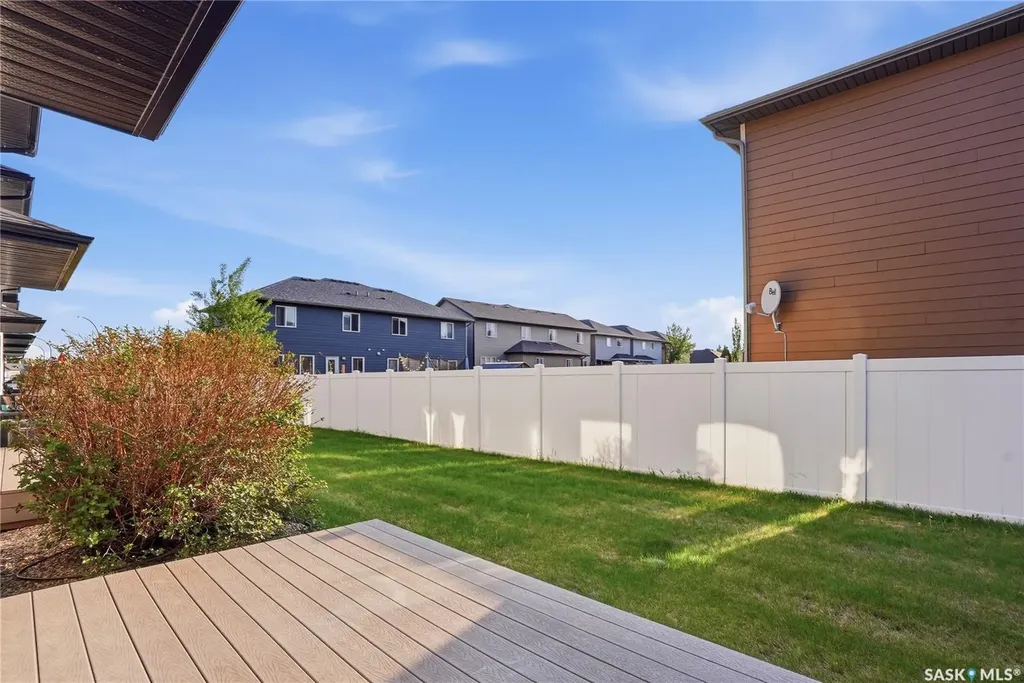 547 East Hampton Boulevard Saskatoon SK S7R 0B1