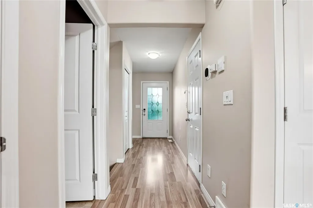 547 East Hampton Boulevard Saskatoon SK S7R 0B1