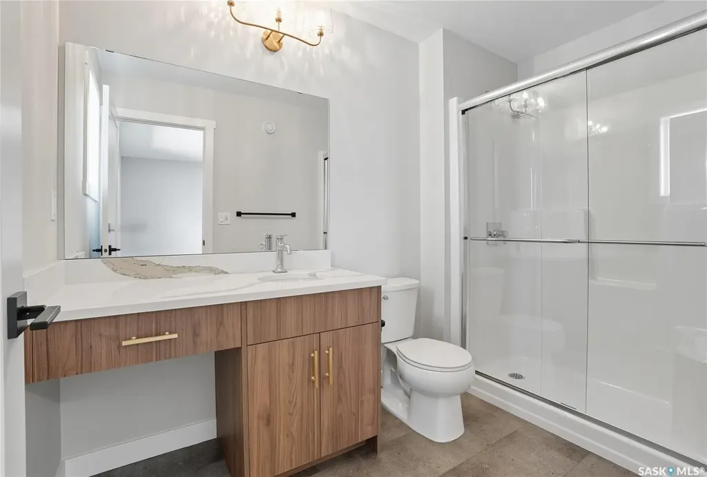 6 Taskamanwa Terrace Saskatoon SK S7V 1Z7