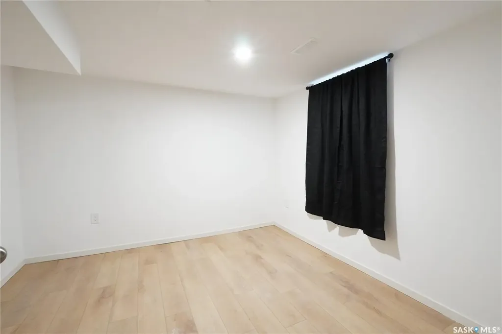 100 Broadway Avenue Regina SK S4N 1B1