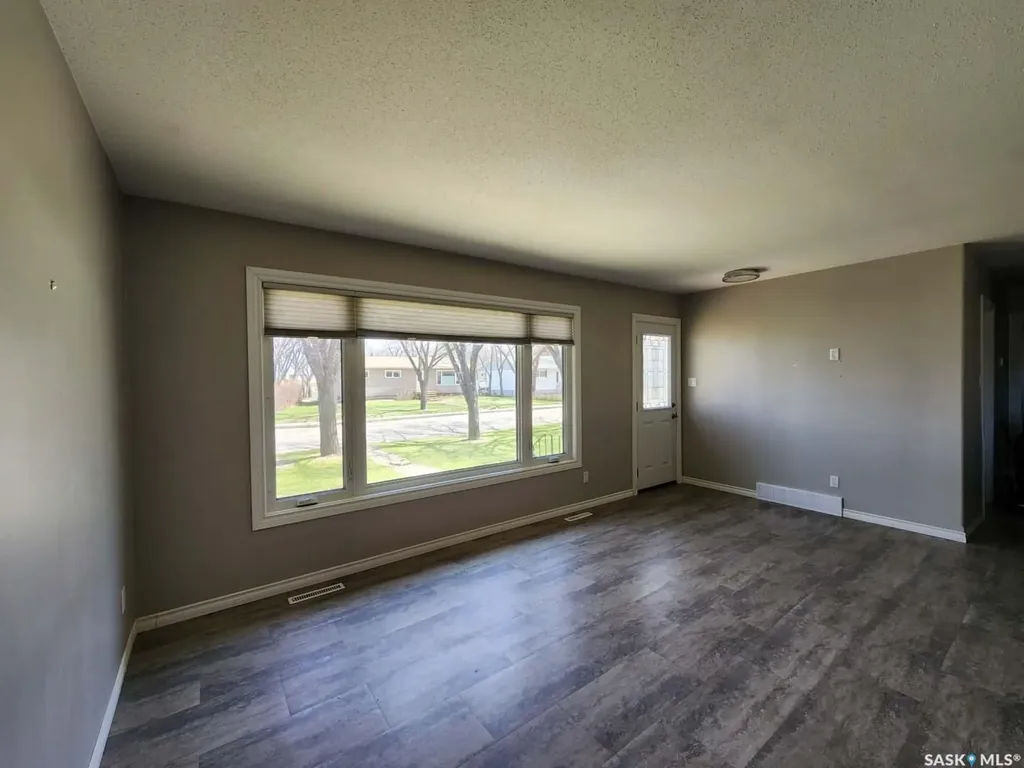 891 2nd Street E Shaunavon SK S0N 2M0