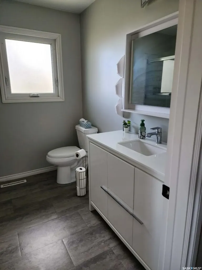 891 2nd Street E Shaunavon SK S0N 2M0