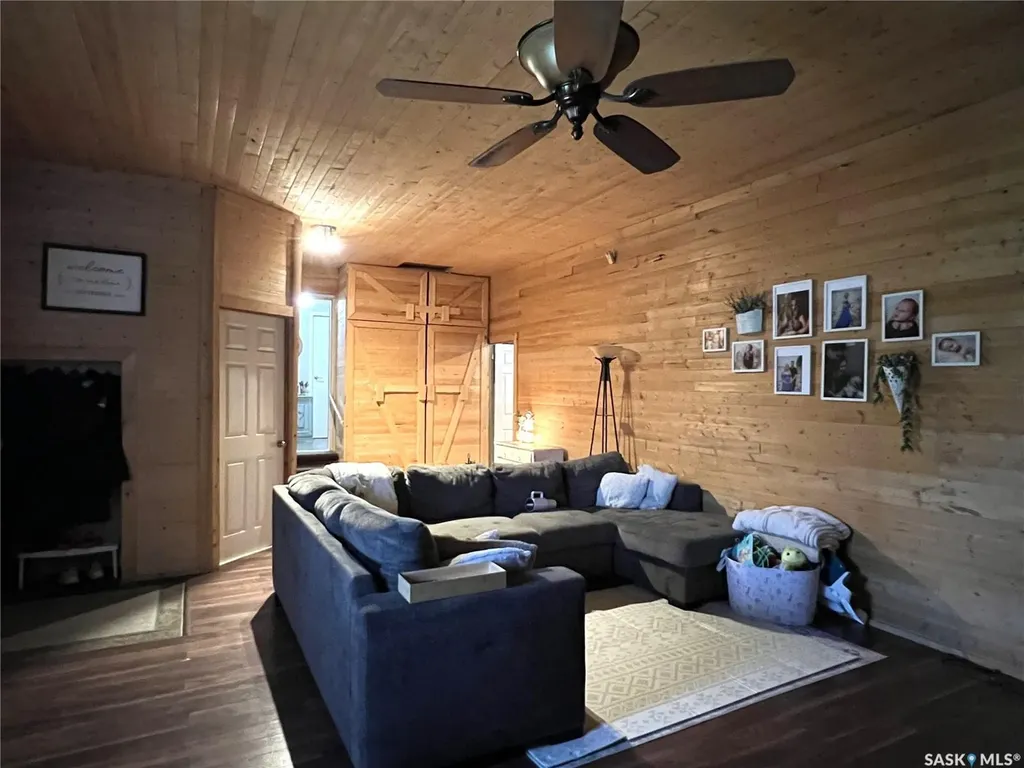 620 7th Avenue E Meadow Lake SK S9X 1J3